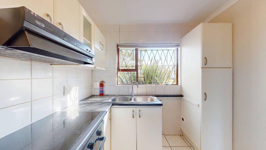 2 Bedroom Property for Sale in Kabega Park Eastern Cape